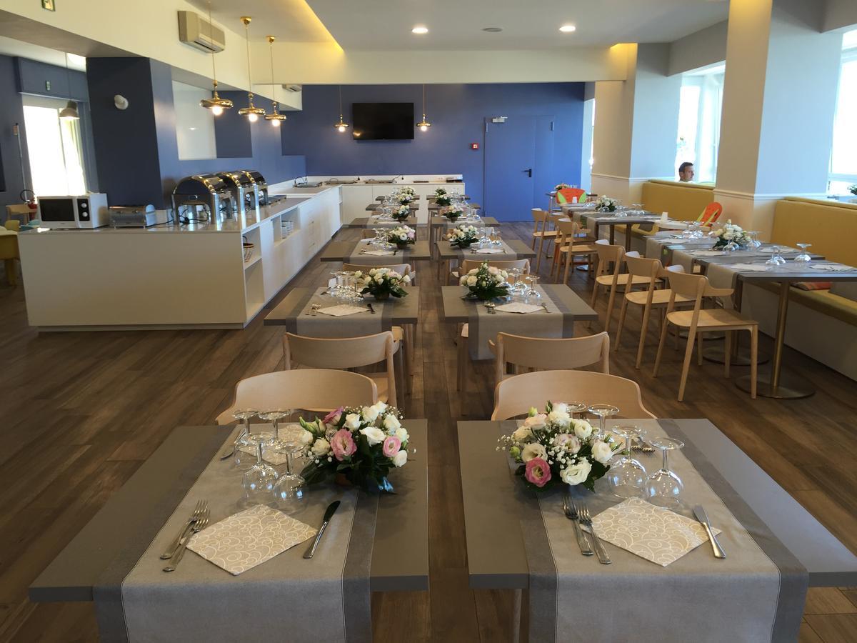 סניגליה Hotel Tritone מראה חיצוני תמונה